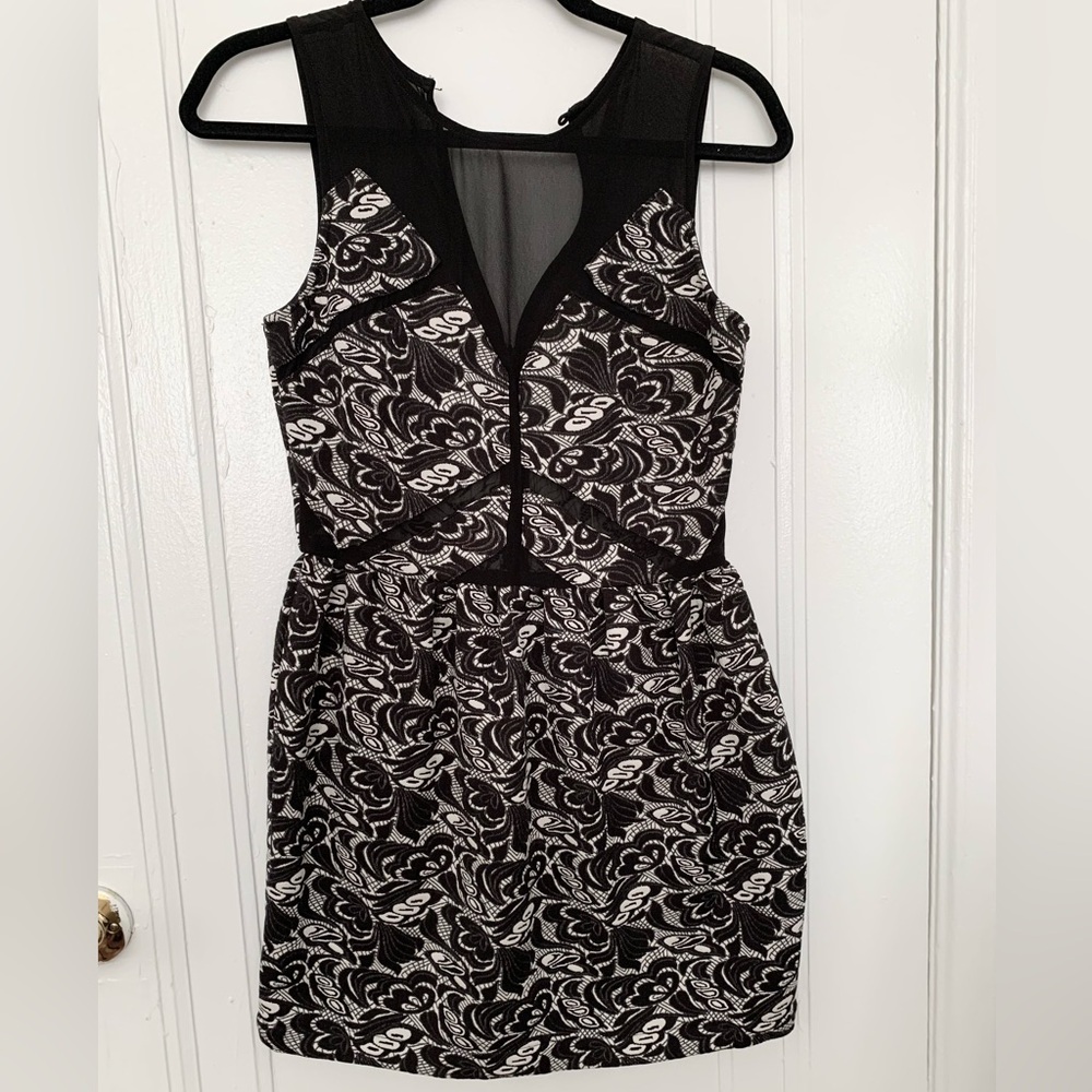 Nameless black and white jacquard mesh dress